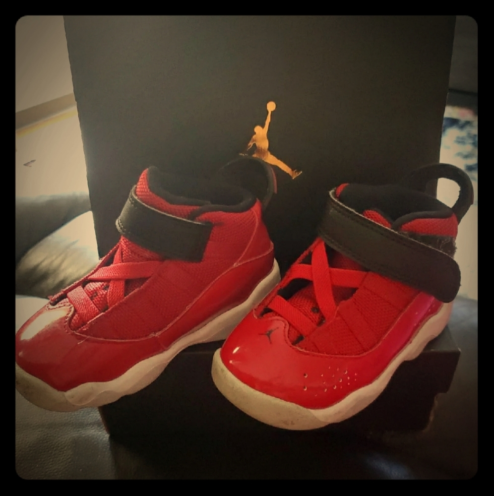 Toddler's Jordan's Retro 11 "Gym"